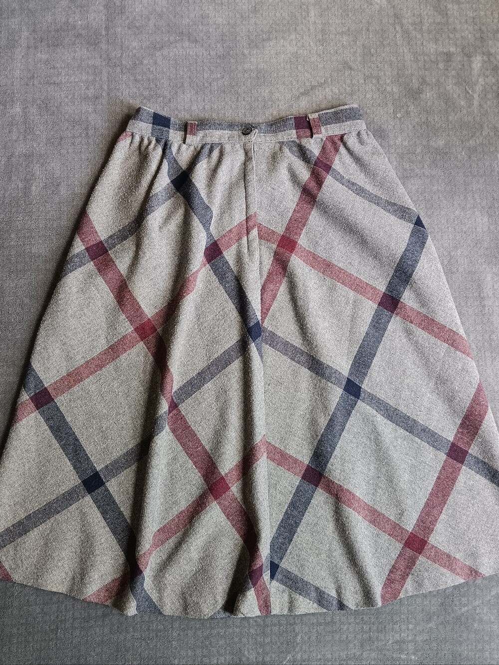 Vintage USA Union Tags Gray Wool Plaid A-Line Women's Academia Skirt, Medium?